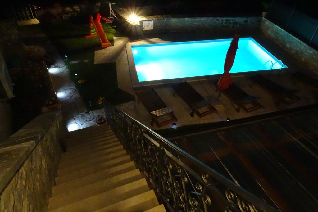 Villa Letizia Oprtalj Rum bild