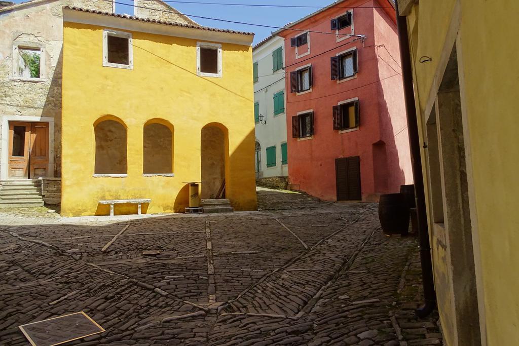Villa Letizia Oprtalj Rum bild