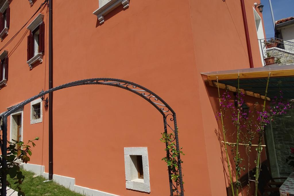 Villa Letizia Oprtalj Rum bild