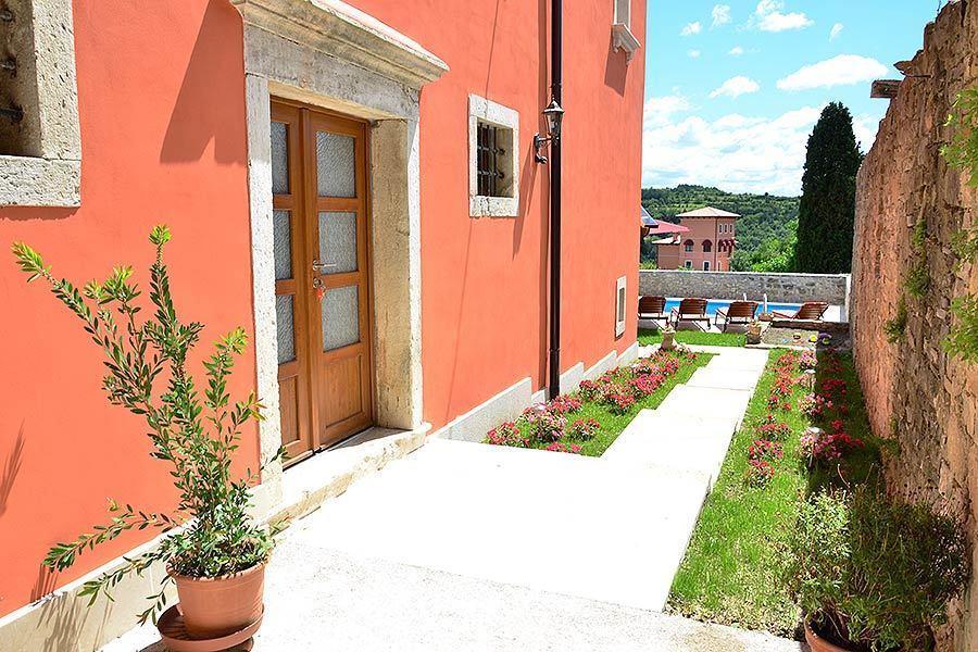 Villa Letizia Oprtalj Rum bild