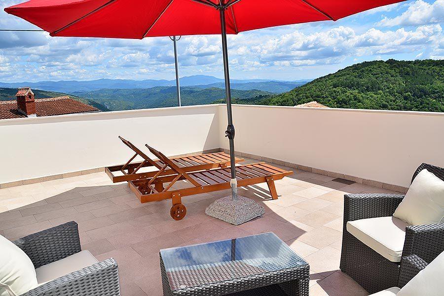 Villa Letizia Oprtalj Rum bild